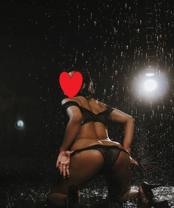 Живу в самом сердце Москвы и приглашаю тебя на незабываемое путешествие по миру наслаждения.
🌟 Мои услуги включают классический секс, оральный секс, массаж, стриптиз и многое другое. Я открыта для экспериментов и всегда готова подарить тебе незабываемые ощущения. Мой опыт и нежные руки обеспечат тебе полное расслабление и удовлетворение.
👄 Фото, которые ты видишь, настоящие и проверенные. В моих отзывах ты найдешь только положительные рекомендации от довольных клиентов. Я гарантирую тебе качественное обслуживание и полную конфиденциальность. Встречи проходят у меня в уютной квартире в центре Москвы или у тебя в гостях.
🌹 Не упускай возможность окунуться в мир наслаждения со мной. Позвони мне прямо сейчас и ты точно не пожалеешь об этом. Жду тебя, чтобы сделать наше свидание незабываемым. Будь мужчиной, которого я смогу порадовать и удовлетворить! 12560, 28 лет